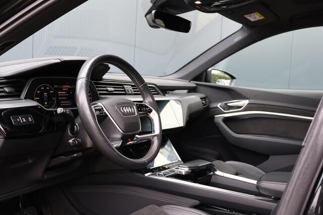 Audi e-tron Sportback 50 quattro S edition 71 kWh Panoramadak | 21 Inch | Luchtvering | Camera | Stoelverwarming | Elektr. achterklep | S-Line