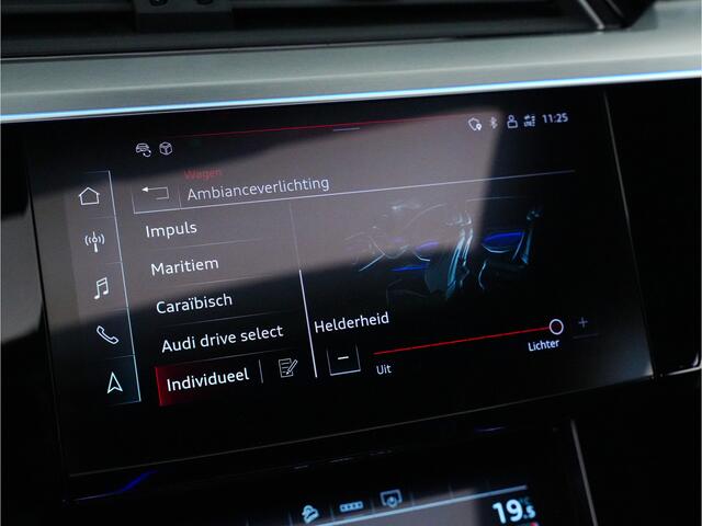 Audi e-tron 55 quattro 408pk S edition- SOH 95%, Bang Olufsen, Panoramadak, Sfeerverlichting, Led Matrix, Daytona Grijs
