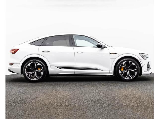 Audi e-tron Sportback S Quattro 95 kWh ** MATRIX, DIAMANT LEDER, S-STOELEN, PANORAMA, LUCHTV, TREKH ** 1e EIG - UNFALLFREI ** ** INFORMEER OOK NAAR ONZE AANTREKKELIJKE FINANCIAL-LEASE TARIEVEN **