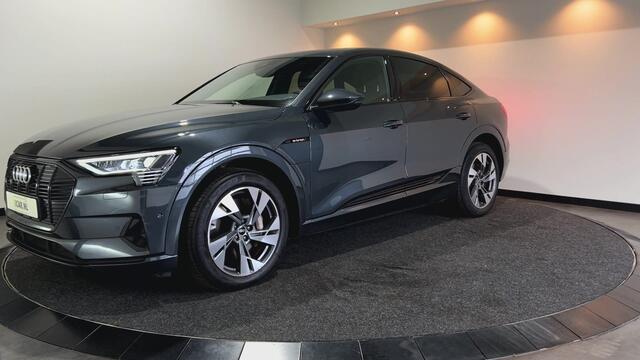 Audi e-tron Sportback 55 quattro Business edition Plus 95 kWh | Panoramadak } voorstoelen verwarmd Soh (batterijcheck) Waarde 91,0 %