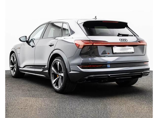 Audi e-tron S Quattro 95 kWh (370kW/503pk) ** MATRIX, GRAU LEDER, PANO, MEM, 21-inch LMV ** 1e EIG - Slechts 32.500km - UNFALLFREI ** ** INFORMEER OOK NAAR ONZE AANTREKKELIJKE FINANCIAL-LEASE TARIEVEN **