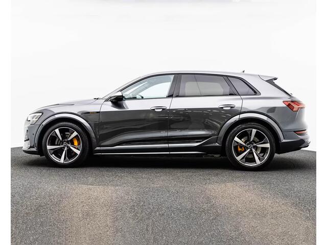 Audi e-tron S Quattro 95 kWh (370kW/503pk) ** MATRIX, GRAU LEDER, PANO, MEM, 21-inch LMV ** 1e EIG - Slechts 32.500km - UNFALLFREI ** ** INFORMEER OOK NAAR ONZE AANTREKKELIJKE FINANCIAL-LEASE TARIEVEN **