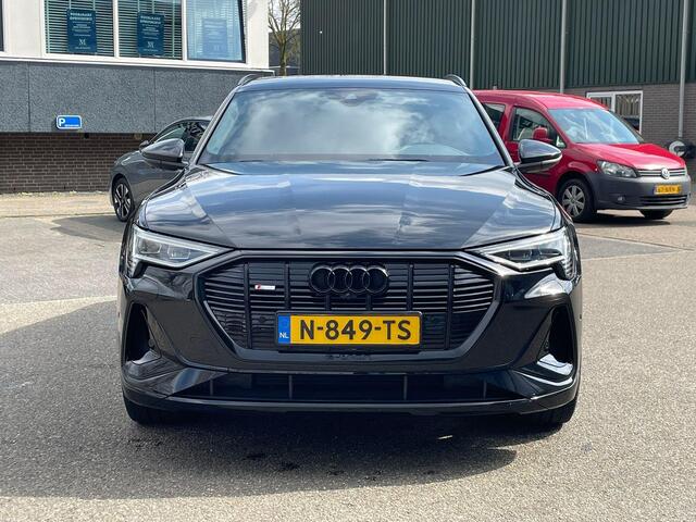 Audi e-tron Sportback 55 quattro S edition 95 kWh VAN ¤ 39.900,- VOOR ¤ 36.877,- UW LENTEVOORDEEL ¤ 3.023,-! | SOH 95% | S LINE BLACKLINE | B&O AUDIO | ADAPTIVE CRUISE | 360 CAMERA | KEYLESS ENTRY