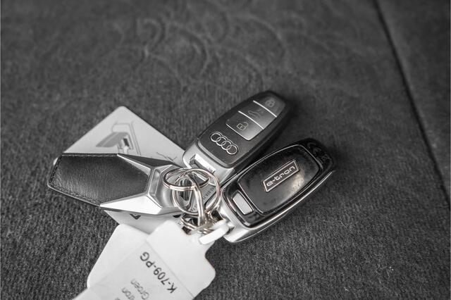 Audi e-tron 55 Quattro 95 kWh S-Line Pano B&O BTW