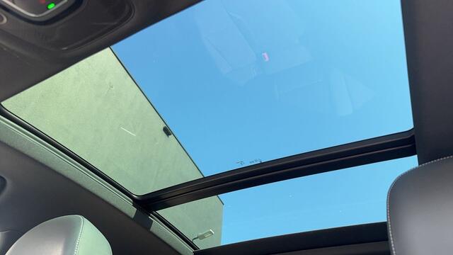 Audi e-tron Sportback 55 quattro S edition 95 kWh Panoramadak | B&O | HUD | LMV 21'' Wordt verwacht