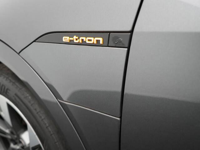 Audi e-tron 50 Quattro 2x S Line 313pk Dealer O.H INCL BTW | Luchtvering | Panodak | Head Up | Adaptive Cruise | Sfeerverlichting | Lederen Sportstoelen Verwarmd | Keyless | Navigatie | 20"L.M | DAB | Virtual |