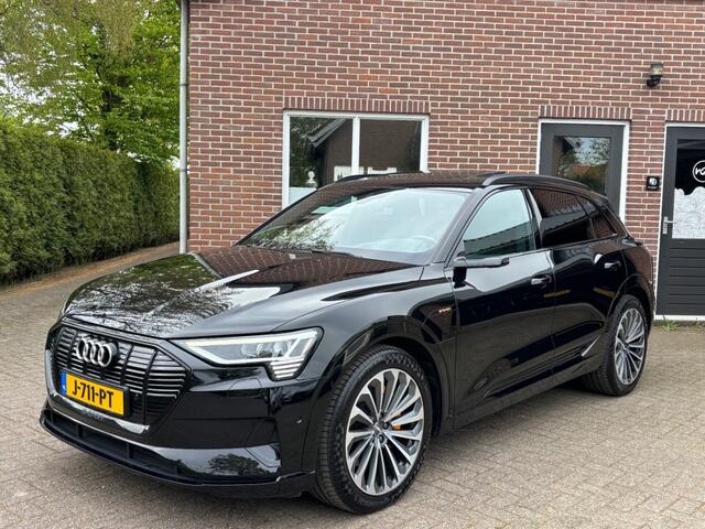 Audi e-tron 55 S-Line BenO TREKHAAK PANO NACHTZICHT