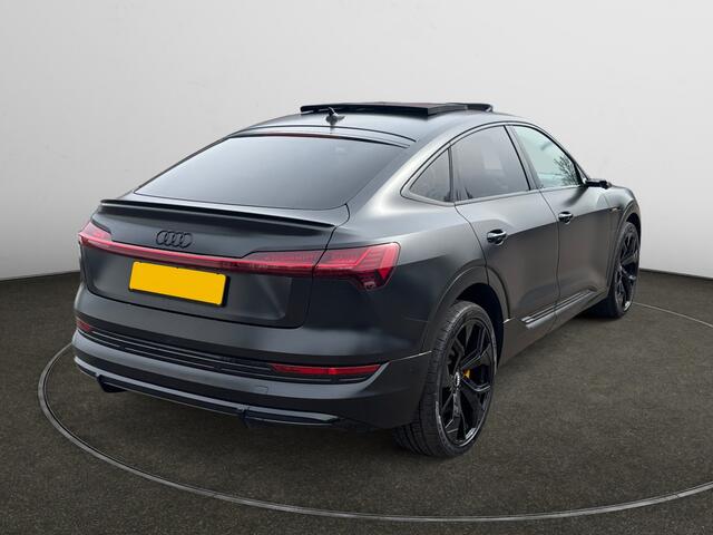Audi e-tron Sportback 55 S Competition Quattro 95 kWh RS Interieur, 2x Laadpoort, Panoramadak, Full Body Wrap, Bang&Olufsen