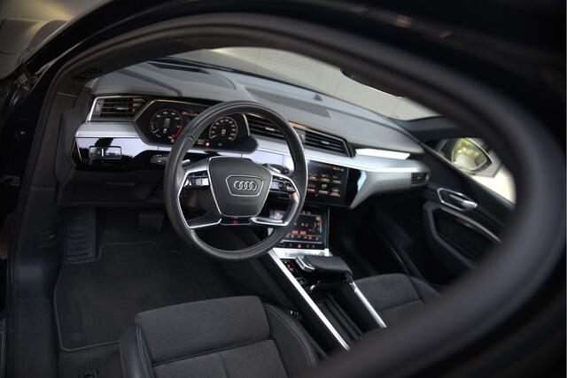 Audi e-tron e-tron 50 quattro Launch edition plus 71 kWh S-Line | Panoramadak | Bang & Olufsen | Head-Up Display | Stoelverwarming | Ambiance Verlichting | Adaptive Cruise Control | Memory Seat | Camera |