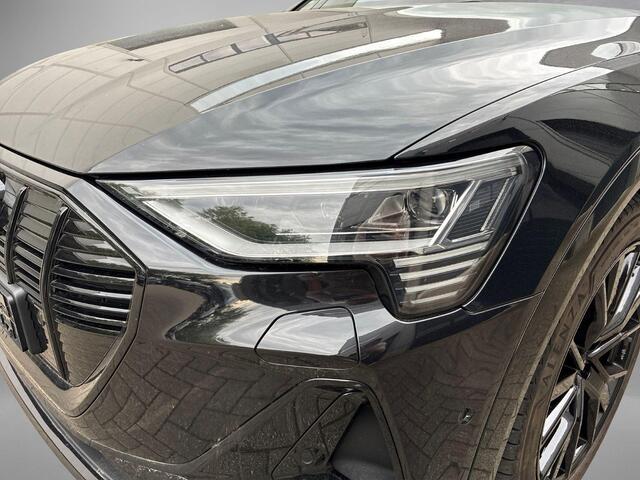 Audi e-tron 55 408pk Quattro S edition 95 kWh · Camera · Luchtvering · Navigatie · Head-Up · P-Sensoren · Stoelverwarming · 21'' Inch ·