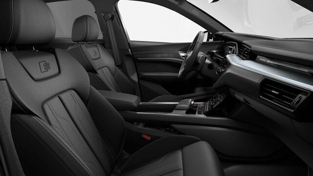 Audi e-tron Sportback S quattro 95 kWh | 503 PK | SoH 100% | Trekhaak | Panoramadak | Top View 360° | Head-up display | Luchtvering |