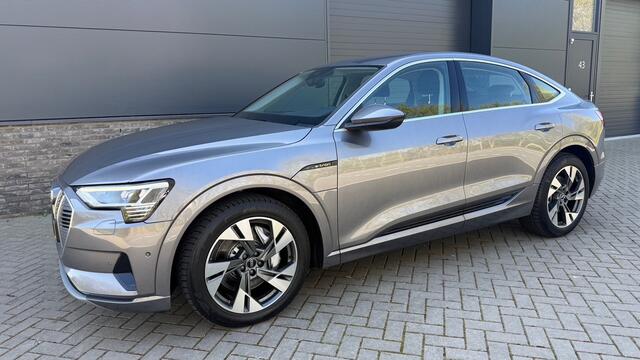 Audi e-tron Sportback 55 quattro Business edition 95 kWh SOH 92% / Interieurvoorverwarming / DAB / Luchtvering