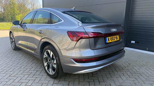 Audi e-tron Sportback 55 quattro Business edition 95 kWh SOH 92% / Interieurvoorverwarming / DAB / Luchtvering