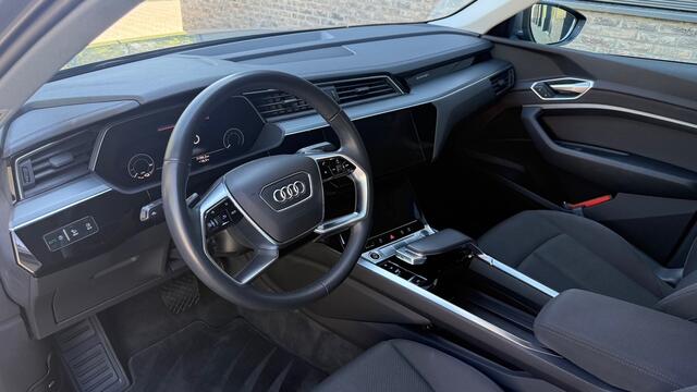 Audi e-tron Sportback 55 quattro Business edition 95 kWh SOH 92% / Interieurvoorverwarming / DAB / Luchtvering