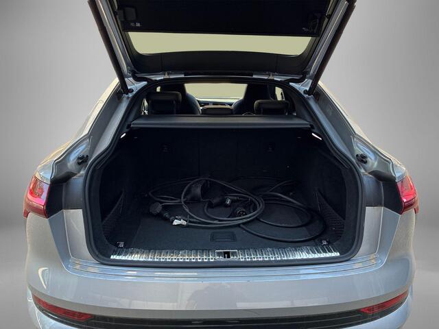 Audi e-tron Sportback S 503pk Quattro 95 kWh · SOH 96,2% · Panoramadak · 360 Camera · Luchtvering · Valcona Leder · B&O Audio · Elek. Voorstoelen · 21'' Inch ·
