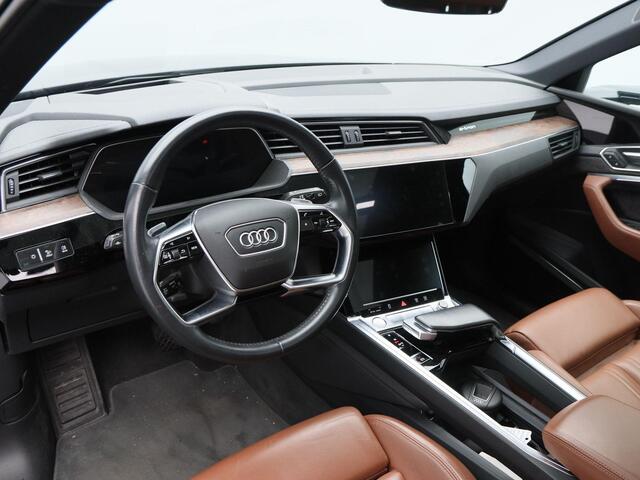 Audi e-tron e-tron 55 quattro advanced Pro Line Plus 95 kWh | Leder | Stoelverwarming | 360° Camera | Panoramadak | Adaptive Cruise | Carplay | Bang & Olufsen | 20 Inch | 108.039 Km !!