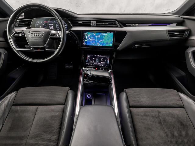 Audi e-tron 50 quattro 71 kWh S-Line Sport 313Pk Automaat (PANORAMADAK, LUCHTVERING, APPLE CARPLAY, GROOT NAVI, CAMERA, SFEERVERLICHTING, ELEK SPORTSTOELEN, STOELVERWARMING, GETINT GLAS, ADAPTIVE CRUISE, NIEUWSTAAT)