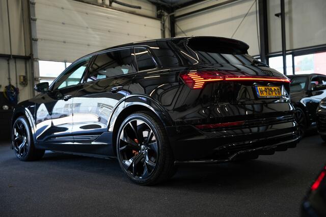 Audi e-tron E-tron 55 408 pk Quattro Advanced 95 kWh S-Line / Marge-Auto/ 91%-SOH/ Memory/ Maxton-Design/ Matrix-LED/ Luchtvering/ 3x-S-Line/ Carplay/ 21''LMV