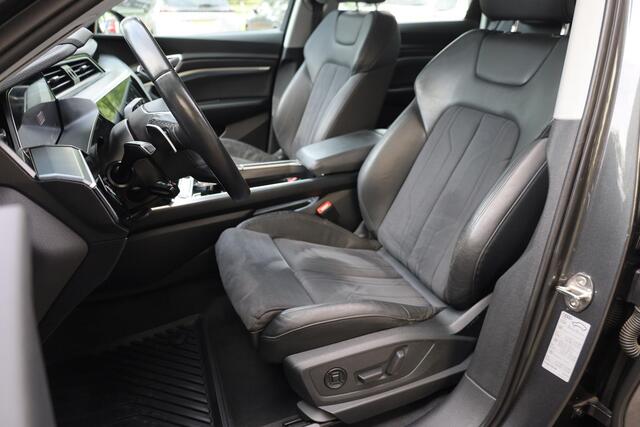 Audi e-tron 55 quattro S Line 95 kWh 360-CAMERA LEER/ALCANTARA TREKHAAK-AFN VIRTUAL-COCKPIT LUCHTVERING CARPLAY MEMORY NAVI DAB STOELVERWARMING 2xPDC CRUISE CLIMA 20"LMV