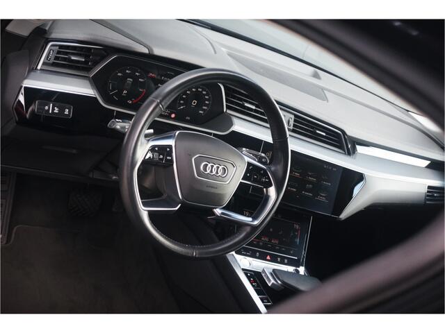 Audi e-tron e-tron 50 quattro Launch edition plus 71 kWh | Panoramadak | Stoelverwarming | Keyless | Apple Carplay | Luchtvering | Adaptive Cruise Control | Leer | Elek. Stoelen | BTW | NAP | Led | Black Style | PDC | SOH 84,94%