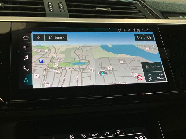 Audi e-tron 55 quattro S Line 300kW/408PK 95 kWh · Panoramadak · Camera + Parkeersensoren · Drive select