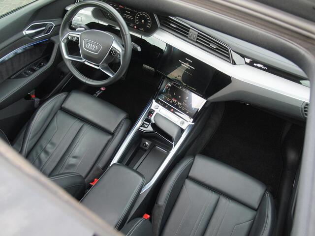 Audi e-tron Sportback 55 quattro S edition 95 kWh | Panoramadak | Camera | Sfeerverlichting | Bang & Olufsen | 22 inch |