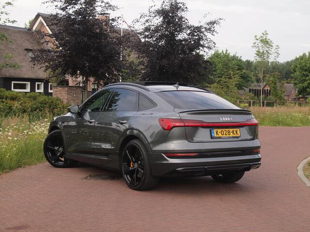 Audi e-tron Sportback 55 quattro S edition 95 kWh | Panoramadak | Camera | Sfeerverlichting | Bang & Olufsen | 22 inch |
