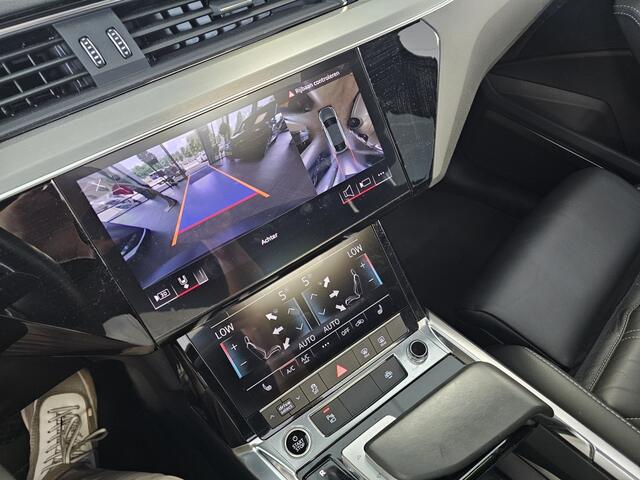 Audi e-tron Sportback 55 quattro S Line | Trekhaak | Schuifdak | Luxe stoelen