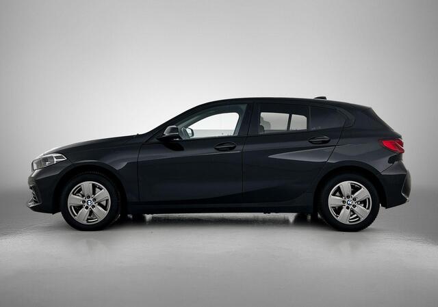 BMW 1-SERIE 116i Business Edition Plus CARPLAY STOF-LEDER NAVI