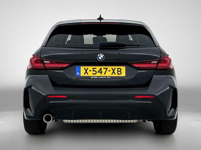 BMW 1-SERIE 116i Business Edition Plus CARPLAY STOF-LEDER NAVI
