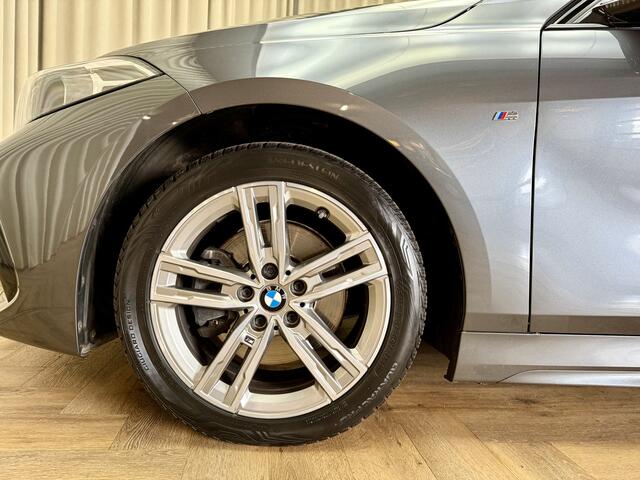 BMW 1-SERIE 118i *M-Sport* Dealer Onderhouden / Eerste Eigenaar / Carplay / Digital Cockpit / 1/2 Leder / LED / Navigatie / Cruise / 17'' LMV