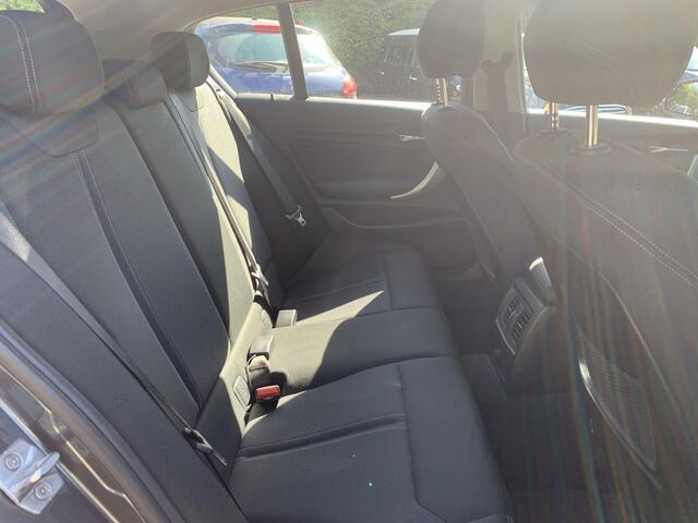 BMW 1-SERIE 116i Executive 5d, Navi | Trekhaak | Led