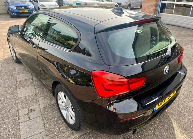 BMW 1-SERIE 116I CENT HIGH EXE