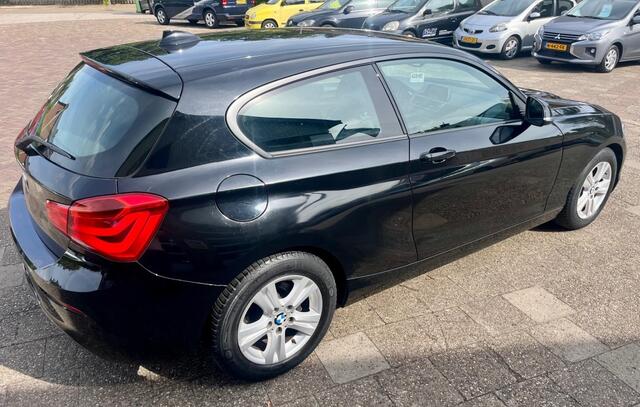 BMW 1-SERIE 116I CENT HIGH EXE