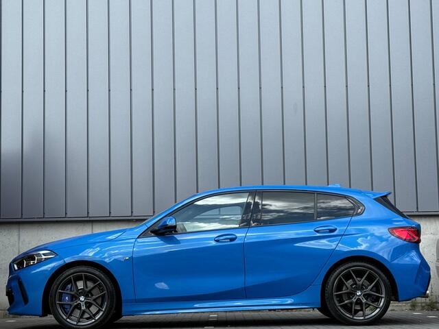 BMW 1-SERIE 118i 140PK Aut. M-Sport Shadow Harman-Kardon Virtual Camera