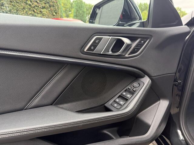 BMW 1-SERIE 118I High Exe,Leer,Memory,LED,Stoelverw,Clima,Lane Ass.,Cruise