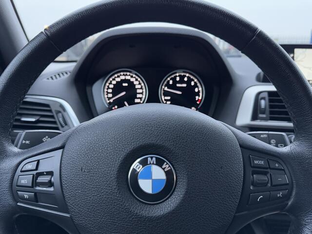 BMW 1-SERIE 118i Executive Navi, Led