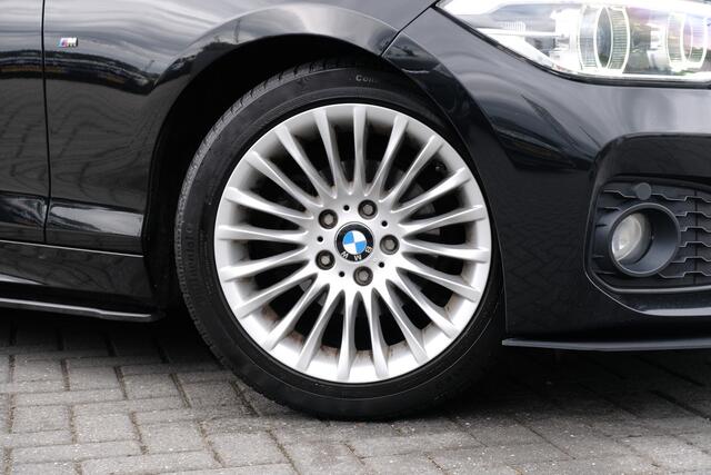 BMW 1-SERIE 118i Centennial Executive M Sport Navi Proff Sportuitlaat Sportstoelen