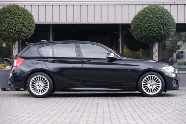 BMW 1-SERIE 118i Centennial Executive M Sport Navi Proff Sportuitlaat Sportstoelen