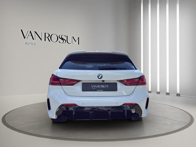 BMW 1-SERIE 118i M-Sport Executive Edition | Panoramdak | Alcantara | Verw Stoelen | Camera | Nette Auto.