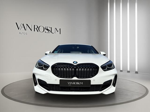 BMW 1-SERIE 118i M-Sport Executive Edition | Panoramdak | Alcantara | Verw Stoelen | Camera | Nette Auto.
