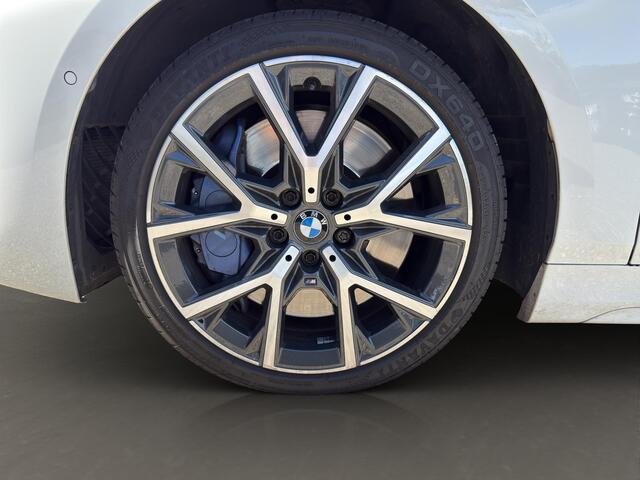 BMW 1-SERIE 118i M-Sport Executive Edition | Panoramdak | Alcantara | Verw Stoelen | Camera | Nette Auto.