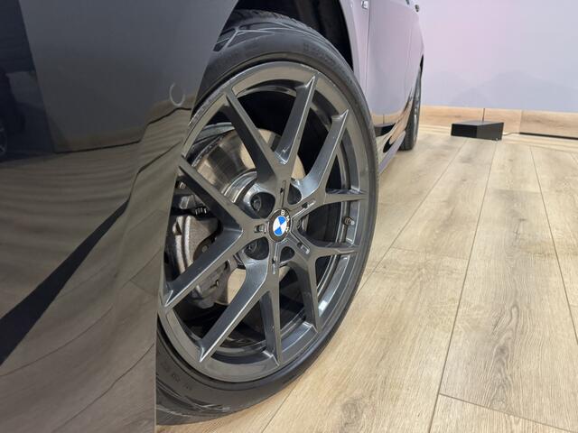 BMW 1-SERIE 118i Introduction Edition M Sport Airco ECC | Panorama | Harman Kardon | Virtual | Sfeer | Apple Carplay | Isofix | NAP