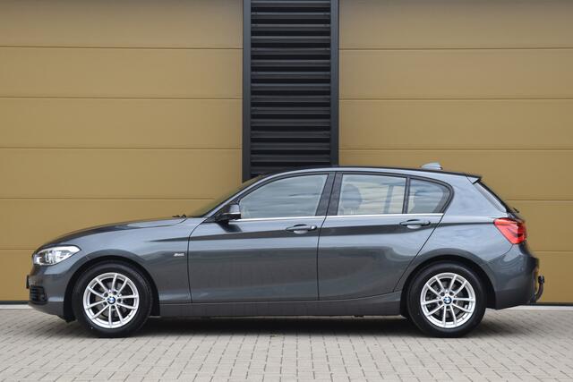 BMW 1-SERIE 118i Corporate Lease Executive * Afneembare Trekhaak * Sportstoelen * Leder * LED *