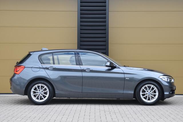 BMW 1-SERIE 118i Corporate Lease Executive * Afneembare Trekhaak * Sportstoelen * Leder * LED *
