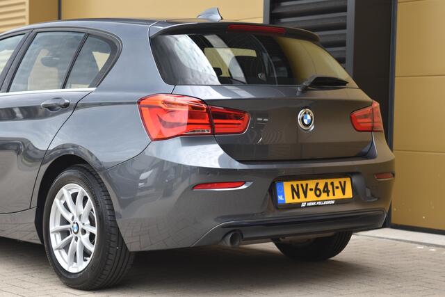BMW 1-SERIE 118i Corporate Lease Executive * Afneembare Trekhaak * Sportstoelen * Leder * LED *