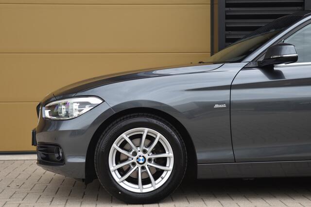 BMW 1-SERIE 118i Corporate Lease Executive * Afneembare Trekhaak * Sportstoelen * Leder * LED *