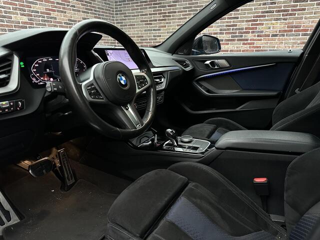 BMW 1-SERIE M135i xDrive High Executive | Dak| CarPlay| H/K| Memory| Head-up|
