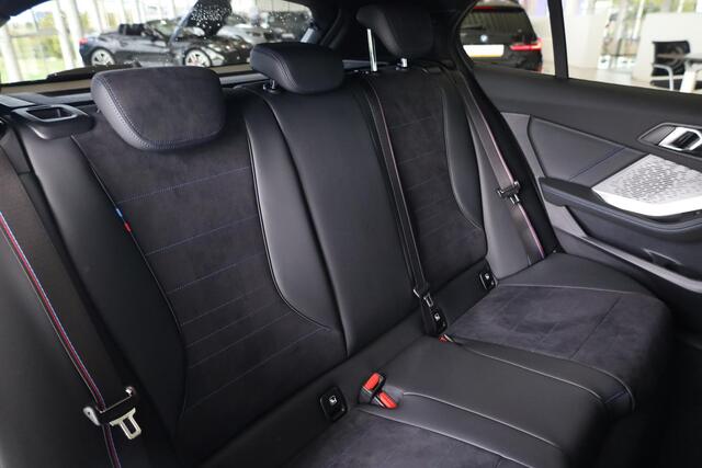 BMW 1-SERIE 120 M Sportpakket Pro | Premium Pack | Comfort Access | M Shadow Line