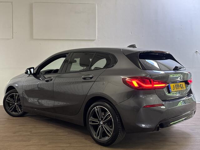 BMW 1-SERIE 118IA 140PK HIGH EXECUTIVE SPORT/NAVI/LED/CARPLAY